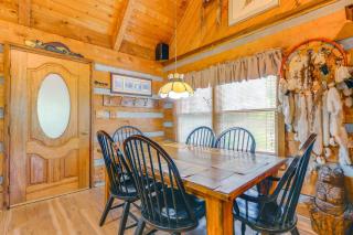 Gatlinburg Smoky Mountain Cabin about 1 Mi to Park! - Gatlinburg - 4