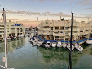 Unique apartment with rooftop pool & amazing views - Benalmádena - 9