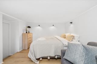 Vibrant Urban Oasis in the Heart of the City - 3