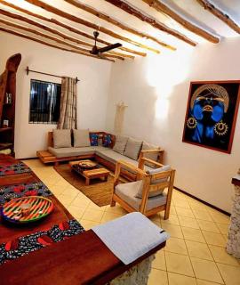 Kikadini House - 1
