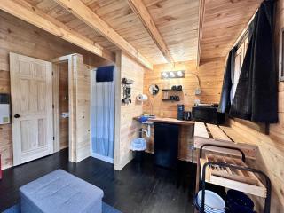 Twin Cabins - Cantwell - 7
