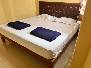 Family Home Stay - 8