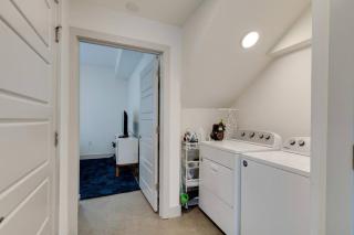 Urban-Chic Condo 1mi to New SC Stadium! - Nashville - 3