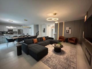7 Bedrooms 6 Bathrooms Champions Gate9032 St - 4