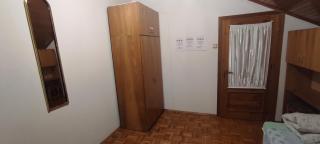 Adam room 5 - 4
