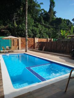 Linda casa com piscina a 5 minutos a pé da praia - Ubatuba - 9