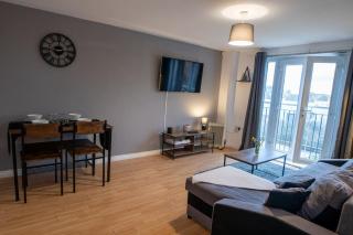 Manchester City Centre Apartment, Free Parking, Sleeps 6, Smart TVs, Long Term Disc - Manchester - 2