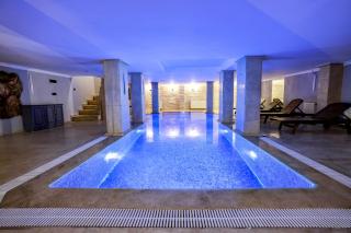 Boğaz Manzaralı Havuzlu Lüks Villa - 8