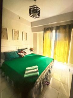 Mary's Crib Cityland Prime Tagaytay with Free Wifi & Swimming - Tagaytay - 8