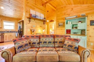 Blue Ridge Mountain Cabin Rental with Fire Pit! - Murphy - 4
