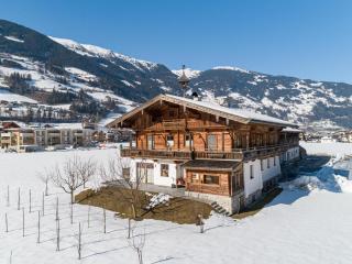 Blick zum Mayrhofen - 9