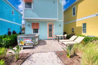 No Shoes Retreat! Cottage With Hot Tub Near Disney With Margaritaville Resort & Island H2O Access - 8085Dr - 4