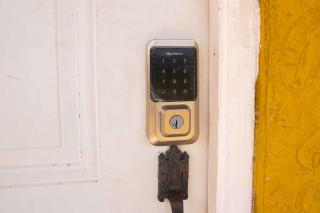 Czar's Romantic Retreat-2 Bedroom Home and Pool - 6