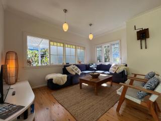 Phinneys Holiday Cottage100 m to Hyams Beach - Free Wifi - Hyams Beach - 3