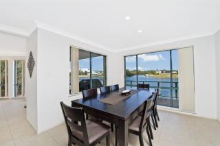 Dolphins 2 7 Commodore Crescent - Port Macquarie - 8