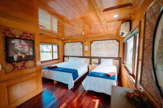 Venezia Cruises - Hạ Long - 9