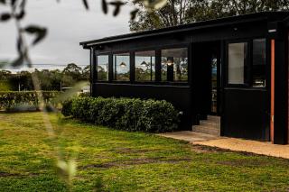 Cabins on Halls - Pokolbin - 1