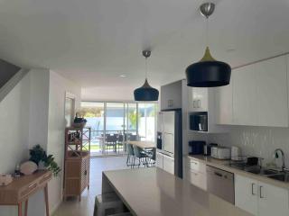 Valos Villa - Private pool and 100m to beach - 4
