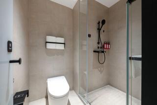 Atour Light Hotel Nanjing Baijia Lake Shuanglong Avenue - 1