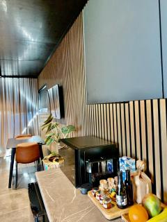 Weyland Shipping Container Home in Venus Bay, South Australia - Venus Bay - 5