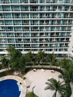 Z At Azure Beach Residents - Manila - 0