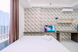 Good Deal and Homey Studio Azalea Suites Apartment Cikarang By Travelio - Cikarang - 4