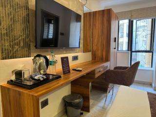 Aster Guest House - Kolkata - 9