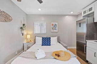 Endless Summer Beach Studio- In The Heart of OB - 4