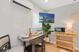 Endless Summer Beach Studio- In The Heart of OB - San Diego - 3