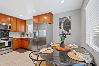 Endless Summer Beach Retreat- In The Heart of OB - San Diego - 6