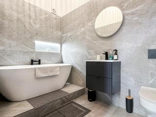 Pass the Keys Luxury 2BR Apartment 5 minutes from City Centre - Belfast - 6