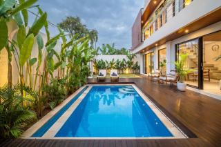 NEW! Luxury 4BR Canggu Villa Gebran with Butler - Canggu - 0