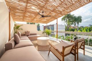 NEW! Luxury 4BR Canggu Villa Gebran with Butler - Canggu - 4