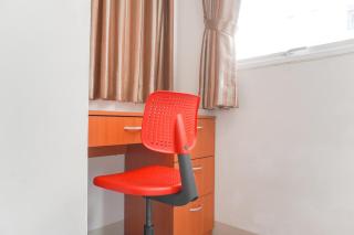 Comfort and Good Choice 2BR Signature Park Grande Apartment By Travelio - Jakarta - 4