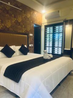 Vinodam Lake View Resort - Alleppey - 4