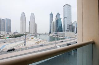 Brown Stone Holiday Homes Chruchill - Dubai - 2