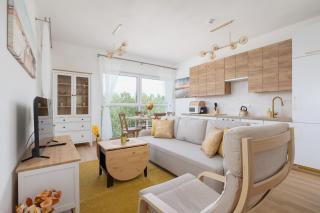 Beżowy Apartament Przy Parku w Katowicach z Widokiem na Staw i Biurkiem by Noclegi Renters - Katowice - 5