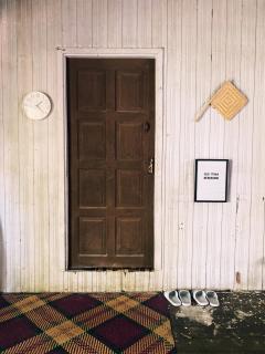 Cherating beach hostel and home studio - Cherating - 0