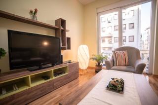 3 BDR for 6 CENTER CLOSE TO NATIONAL MUSEUM - 4