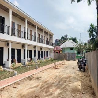 RedDoorz Syariah near Jamtos Lorong Hamba - Jambi - 5