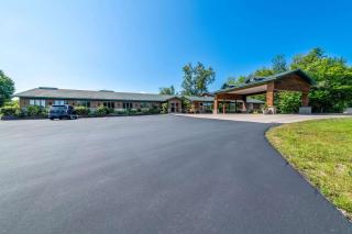 Quality Inn & Suites Munising - 8