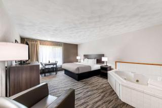 Quality Inn & Suites Munising - Wetmore - 1