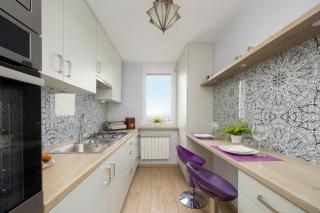 Classic Style Apartment - Remote Work by Noclegi Renters - 1