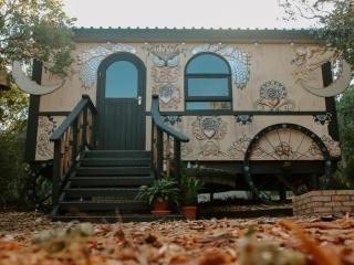 Treedom Villas and Vardos - 8