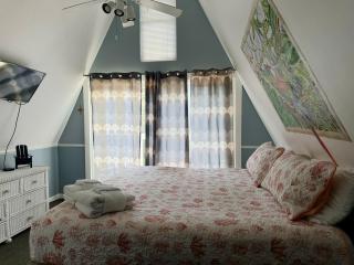 Say YES To Spring! 4BR Home w private pool 2 min to Destin beaches - 1