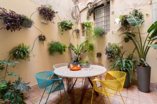 Elegance and Charm in Splendid Via Giulia - Rome - 9