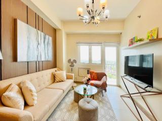 15 Elegant Urban Suite - 5