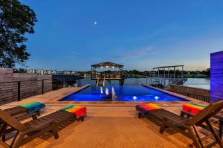 The High Life with Concierge Services - Kingsland - 7