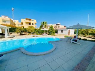 One room in a compound with the swimming pool - Hurghada - 4