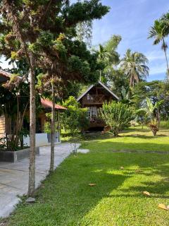 Eka's Bungalows - Maninjau - 5